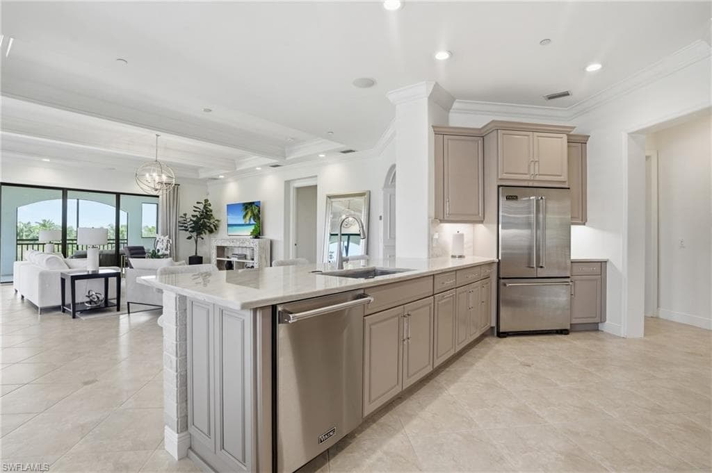 2543 Marquesa Royale LN 4-302-10