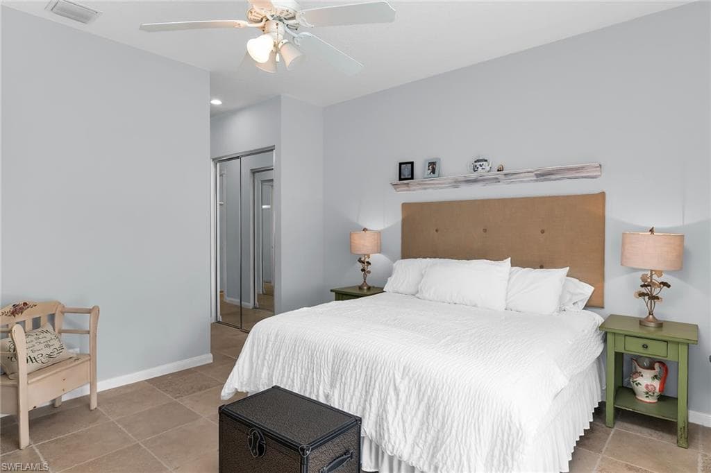 7935 Valentina CT-17