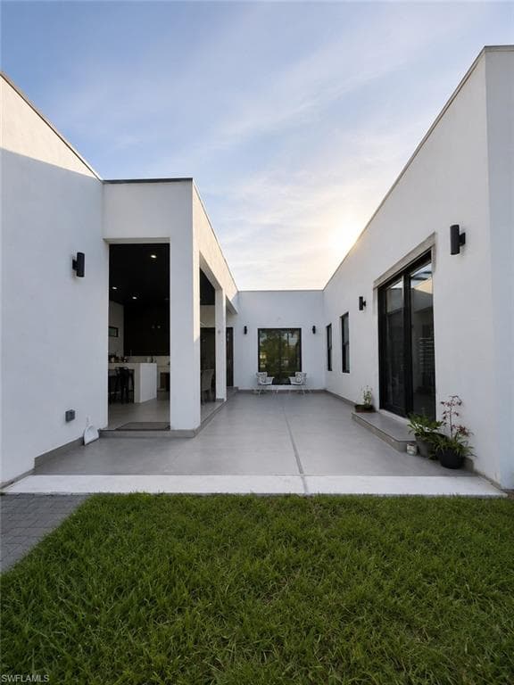 345 N Jinete ST-30