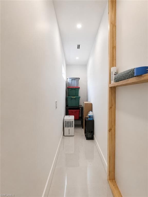 345 N Jinete ST-15