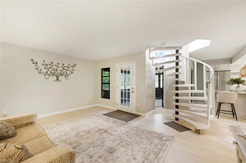 16001 Amberwood Lake CT 1-6