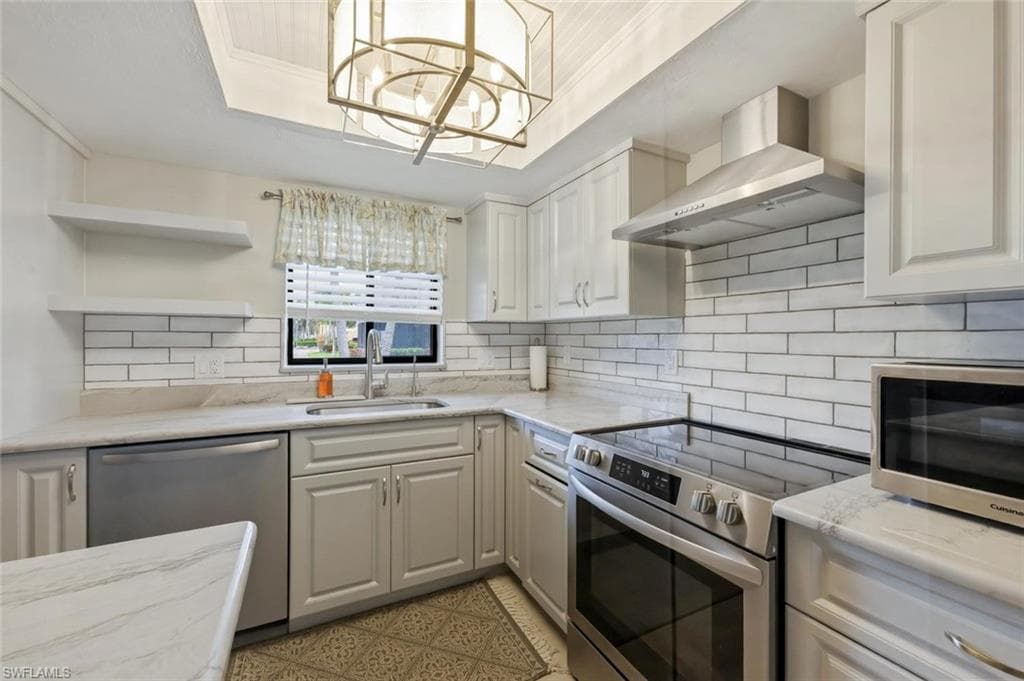16001 Amberwood Lake CT 1-2