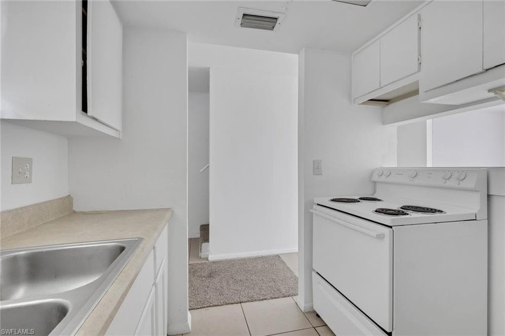 5510/5512 Eleventh AVE-7