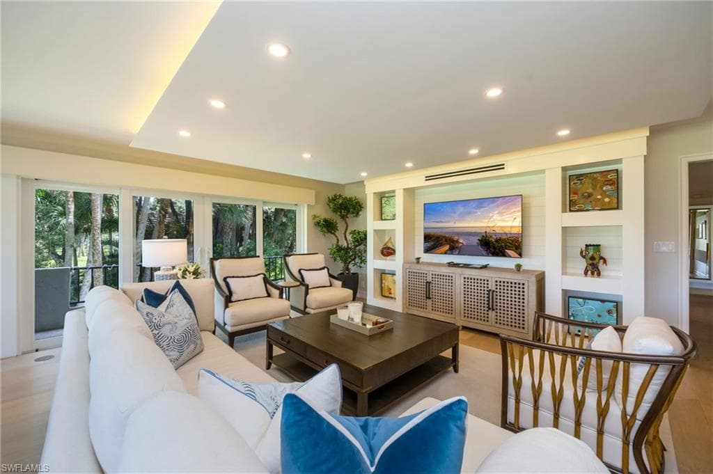 108 Wilderness DR 233-1