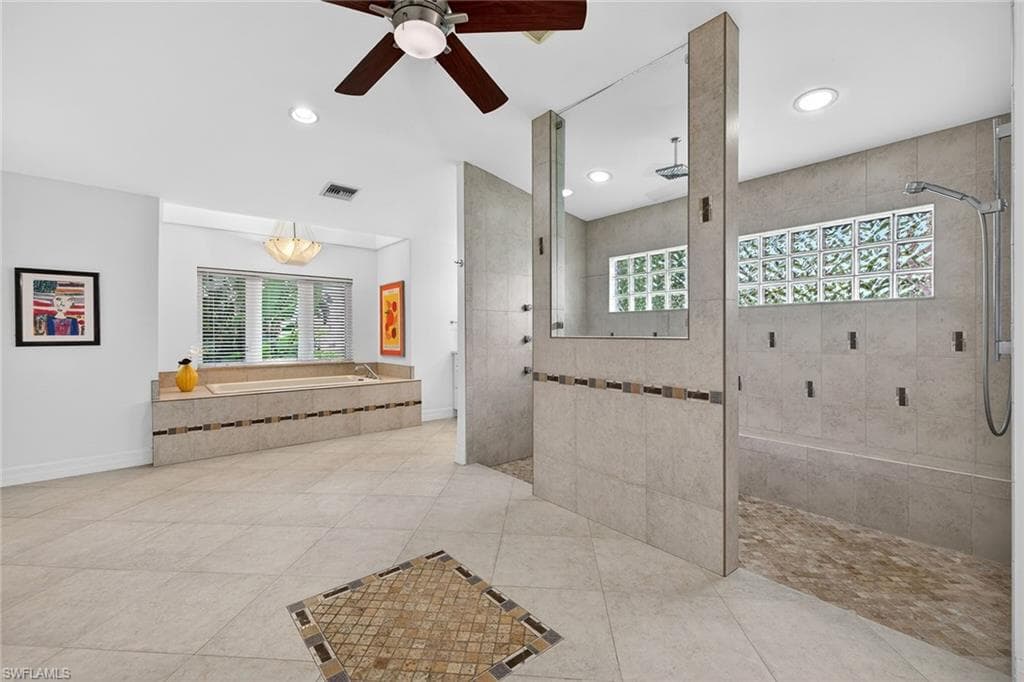 8390 Riviera AVE-25