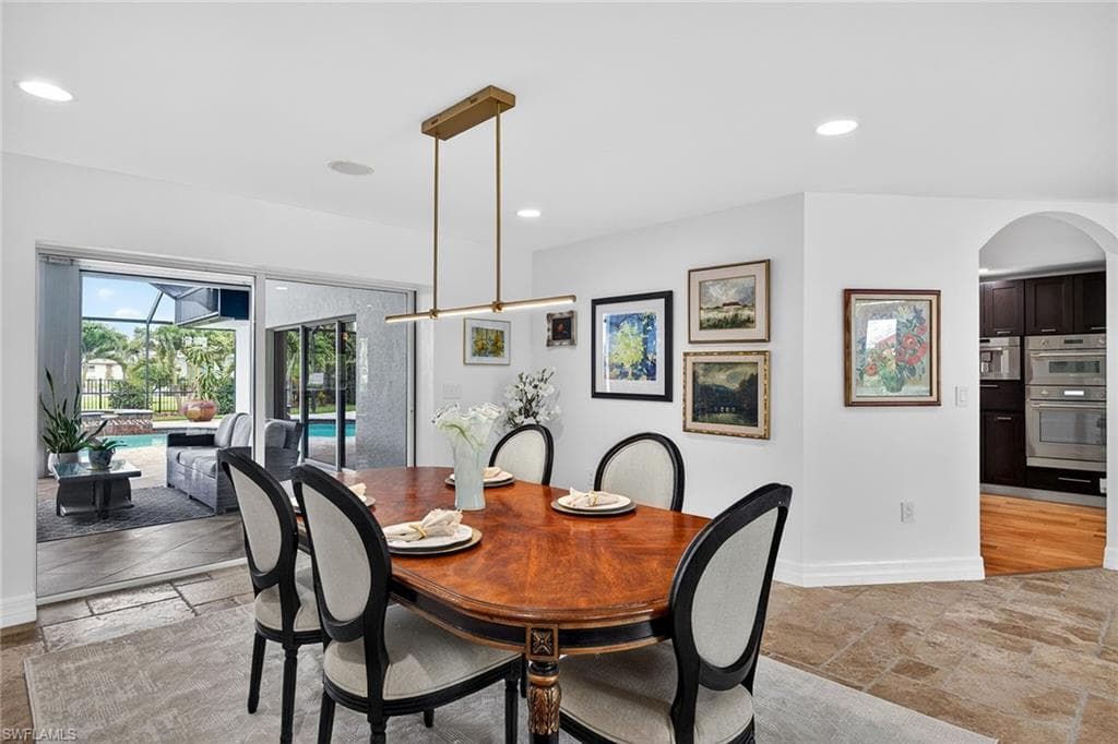 8390 Riviera AVE-4
