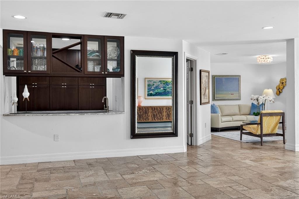 8390 Riviera AVE-3