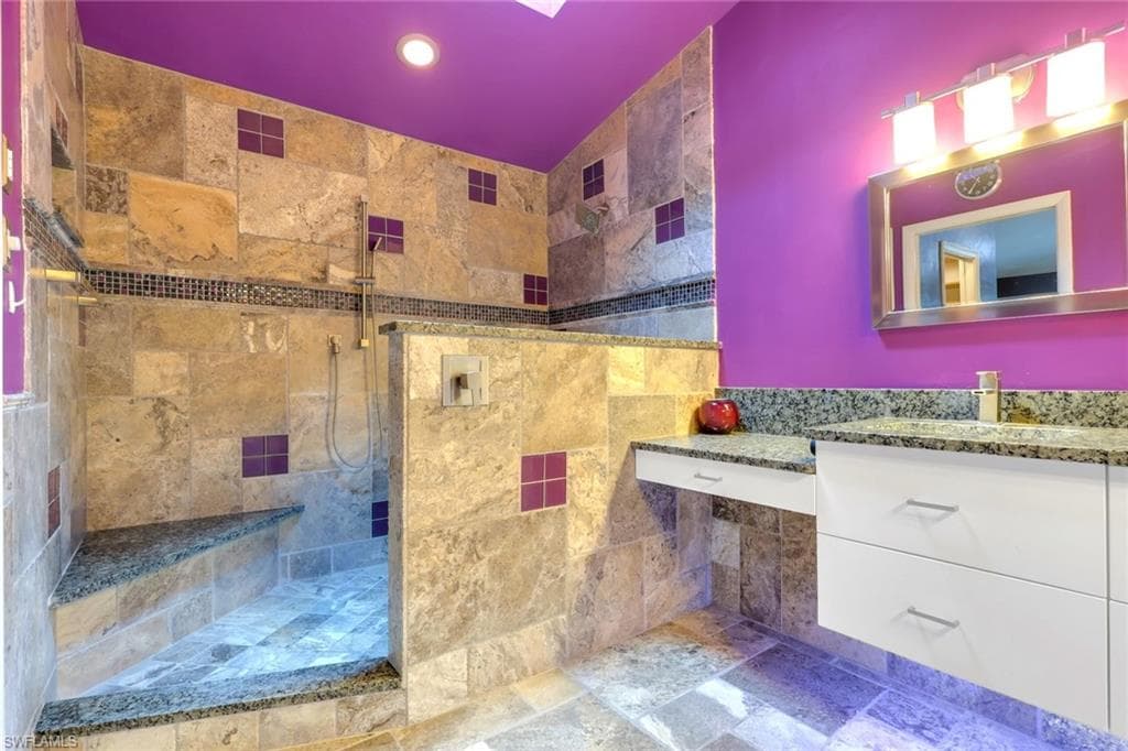 15261 Shamrock DR-46