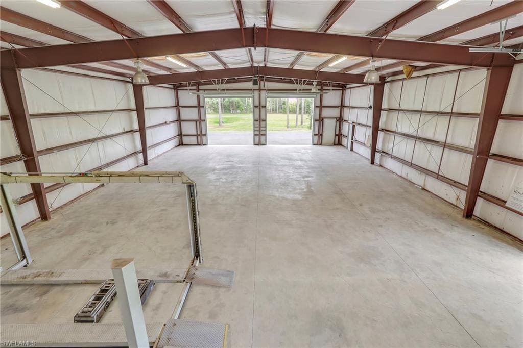 15261 Shamrock DR-8