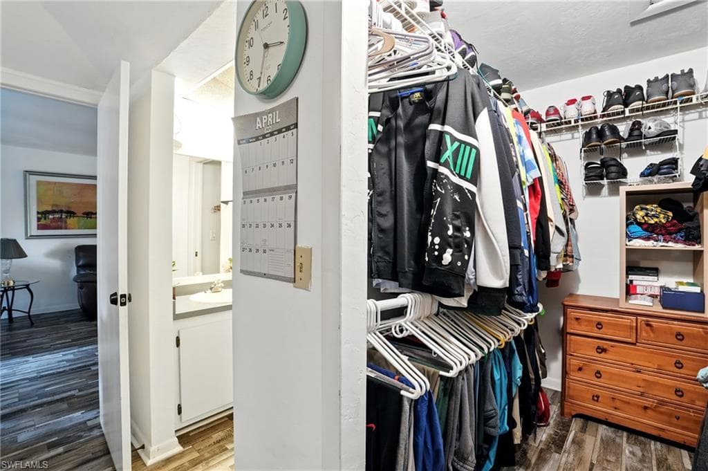 2231 5th ST 207-23