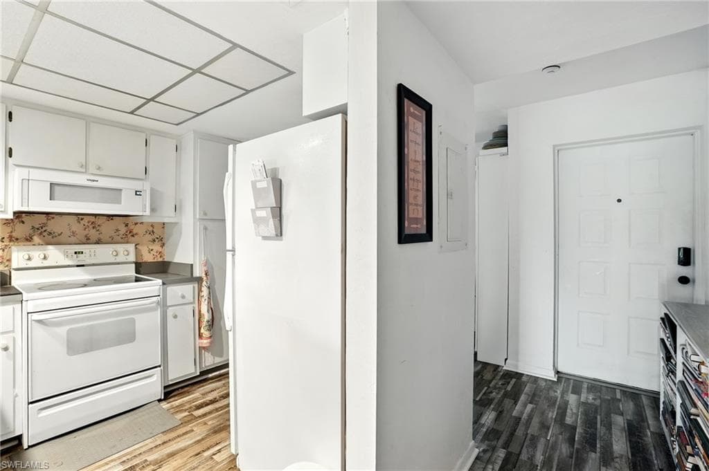 2231 5th ST 207-14