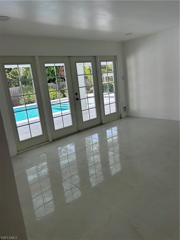 1331 Almeria AVE-8