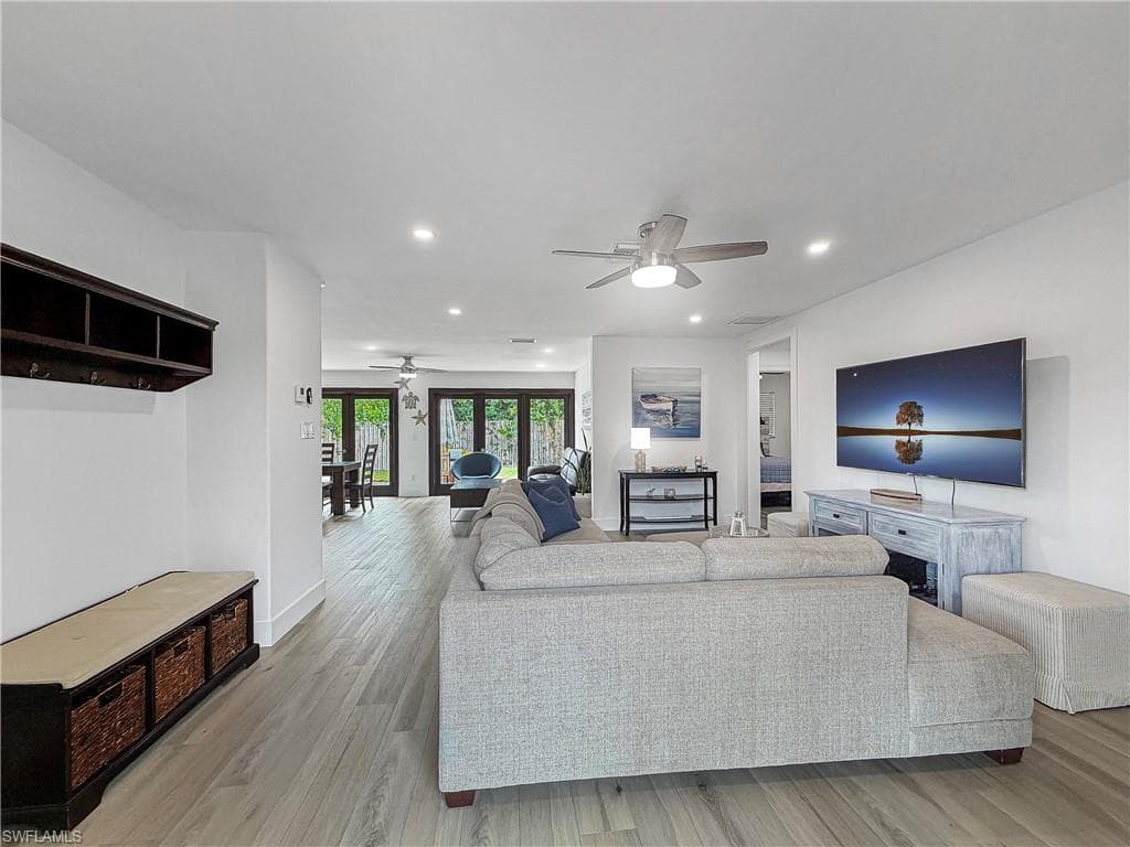 1265 Pompei LN-6