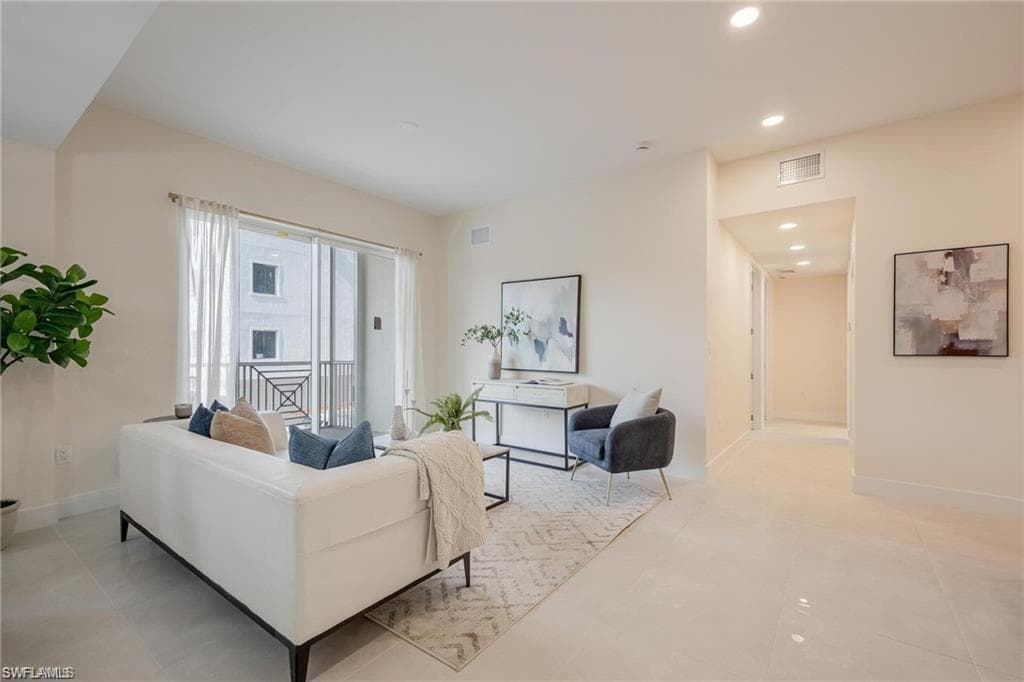 26589 ROSEWOOD POINTE DR B-208-5