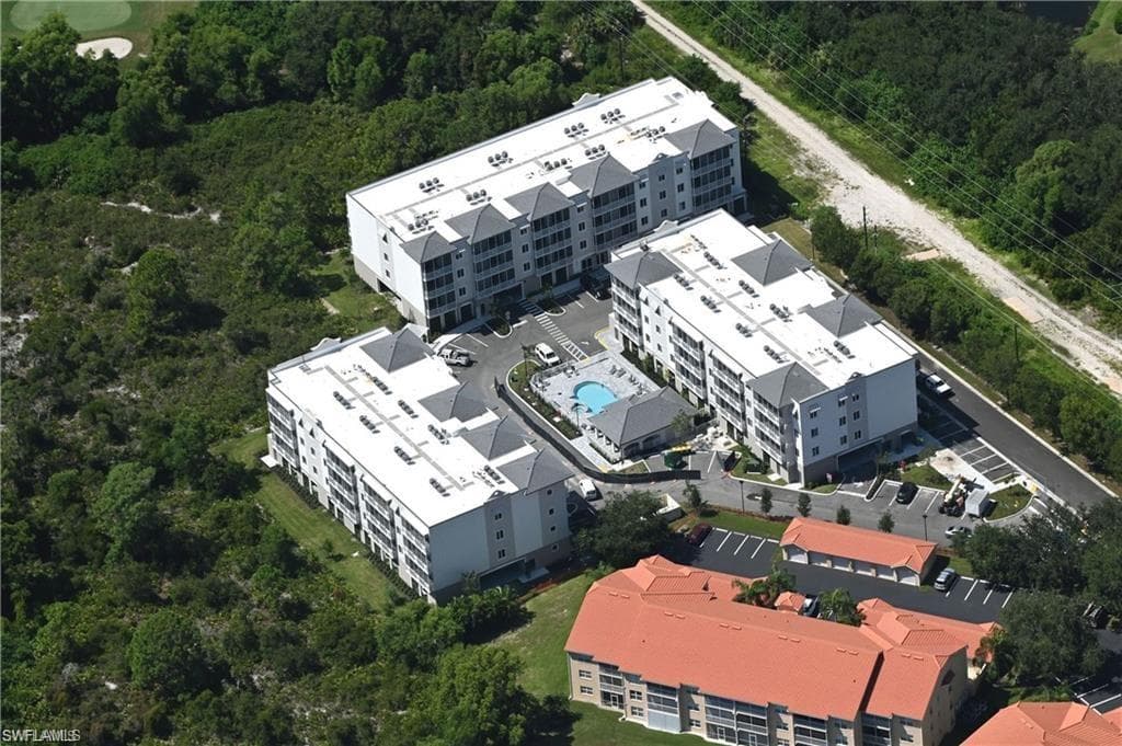 26589 ROSEWOOD POINTE DR B-208-10