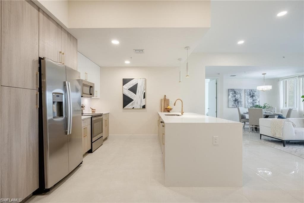 26589 ROSEWOOD POINTE DR B-208-3