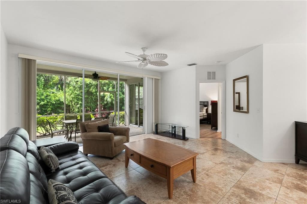 3745 Fieldstone BLVD 1102-9