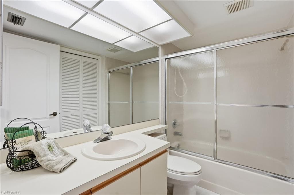 7300 Coventry CT 606-22