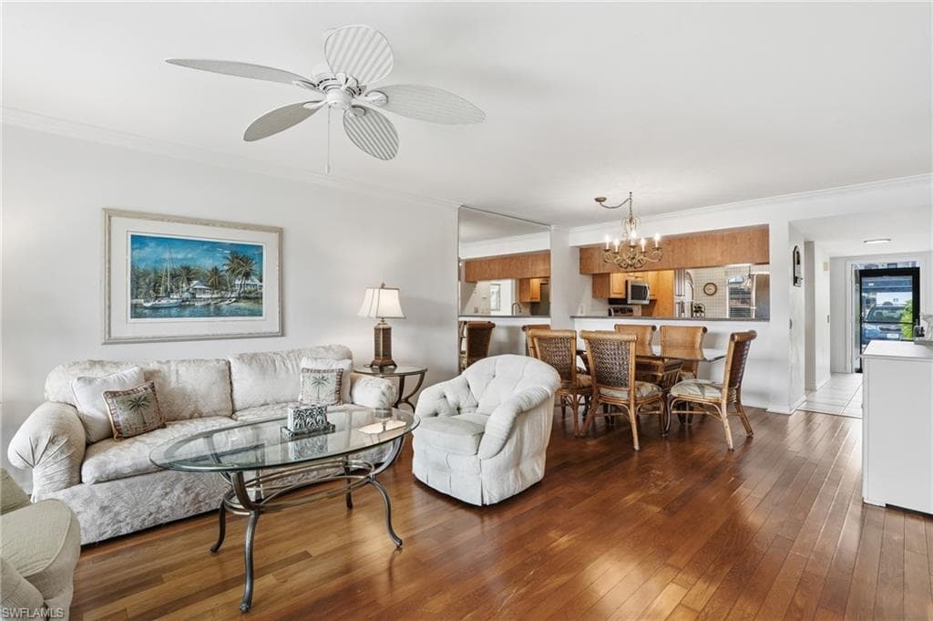 7300 Coventry CT 606-4