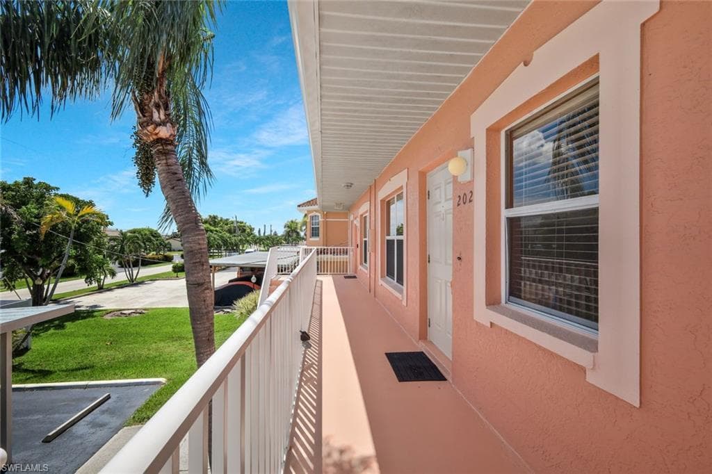4550 SE 5th PL 202-26
