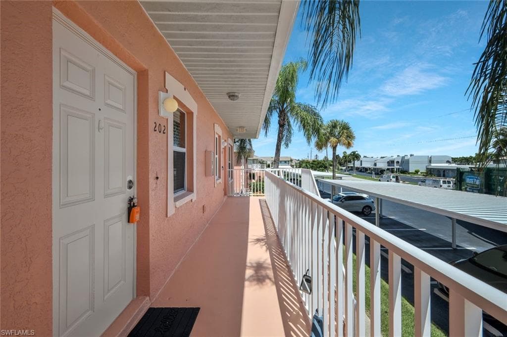 4550 SE 5th PL 202-24