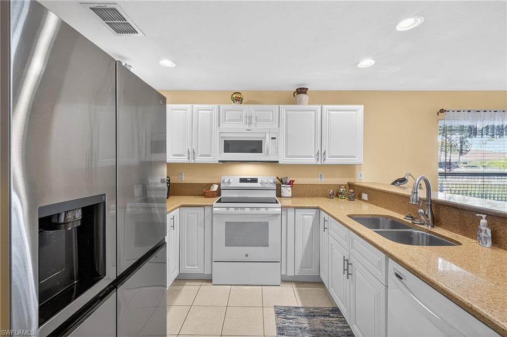 12835 Oakpointe CIR-4