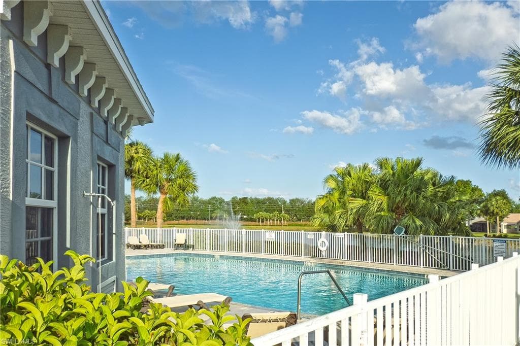 12835 Oakpointe CIR-23