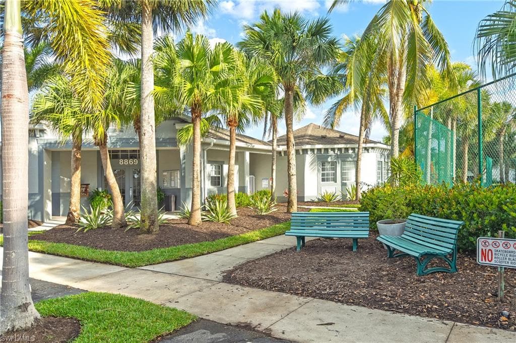 12835 Oakpointe CIR-25