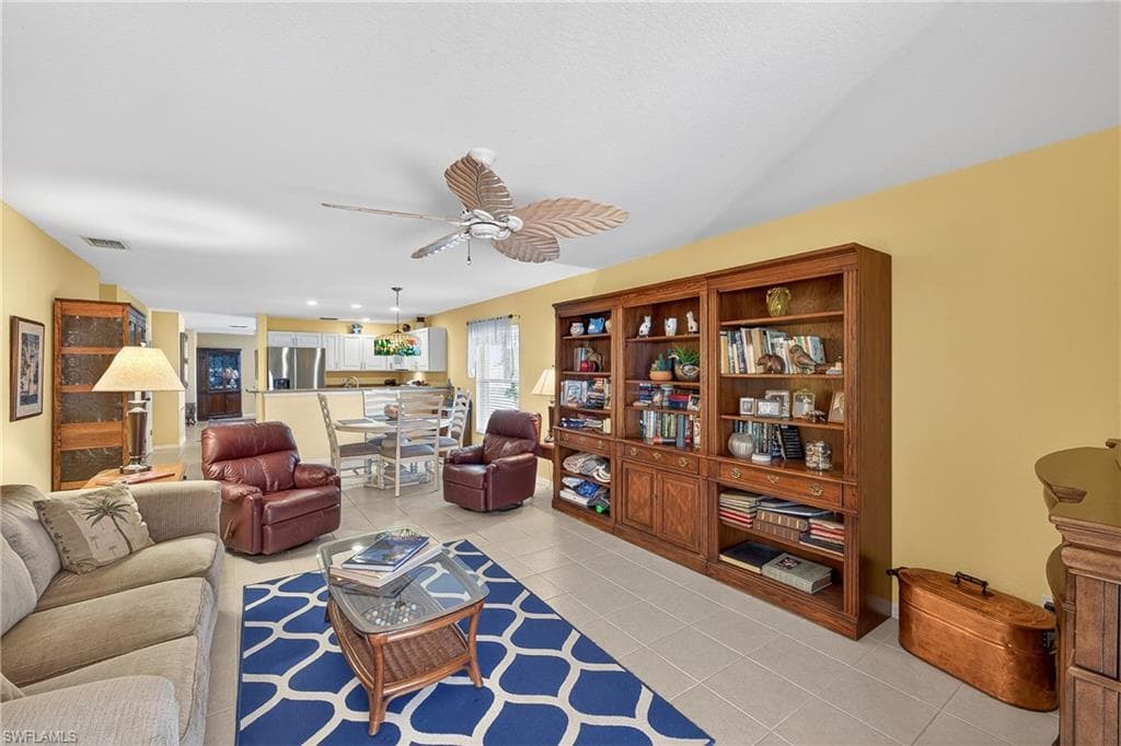 12835 Oakpointe CIR-8