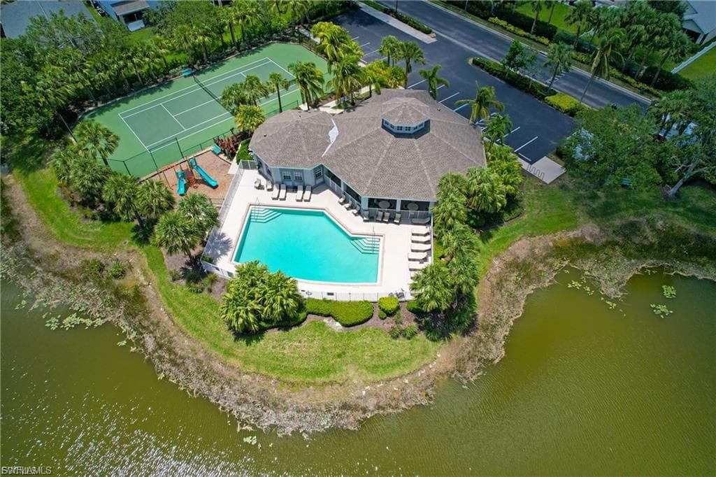 12835 Oakpointe CIR-22