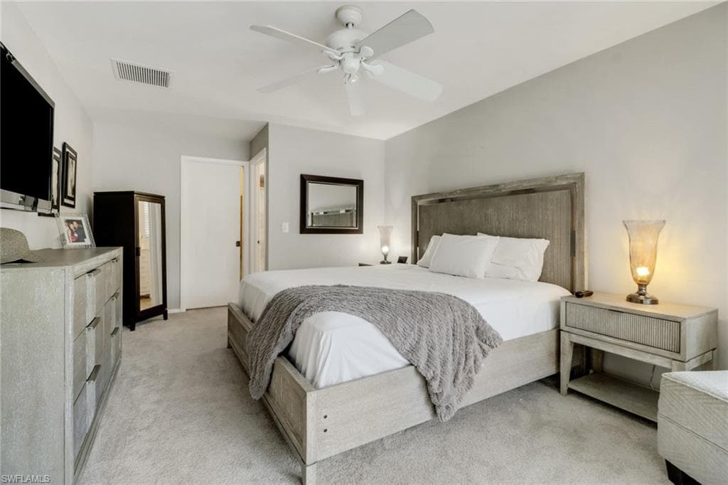 4556 Lakewood BLVD-7