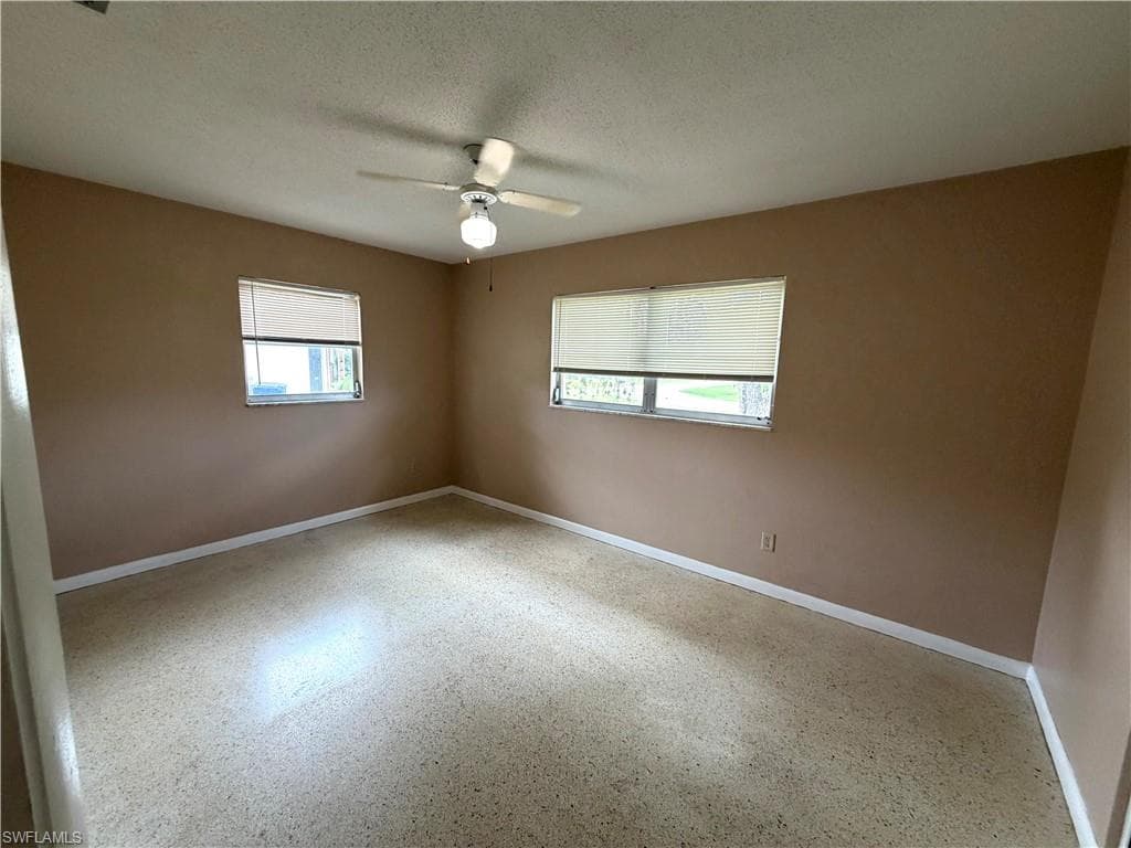 1407 Juddale ST E-5