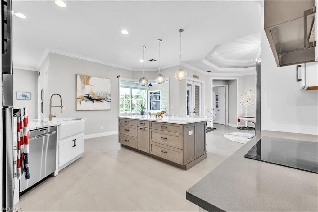 6050 Tidewater Island CIR-12
