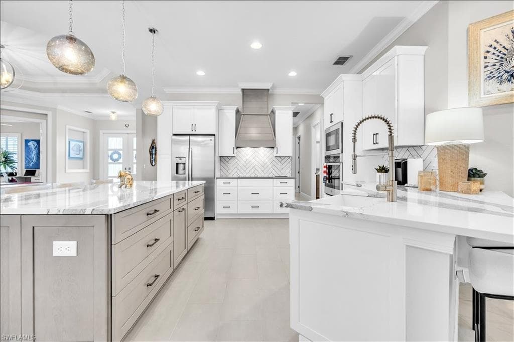 6050 Tidewater Island CIR-11