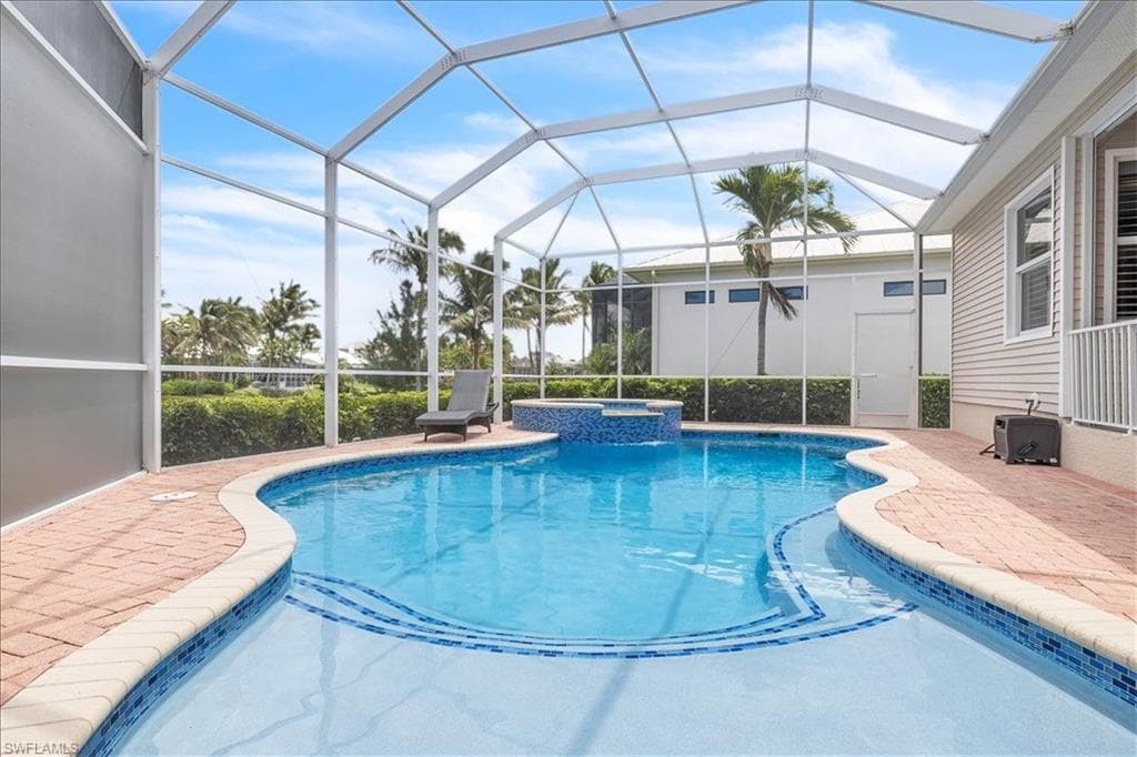 6050 Tidewater Island CIR-40