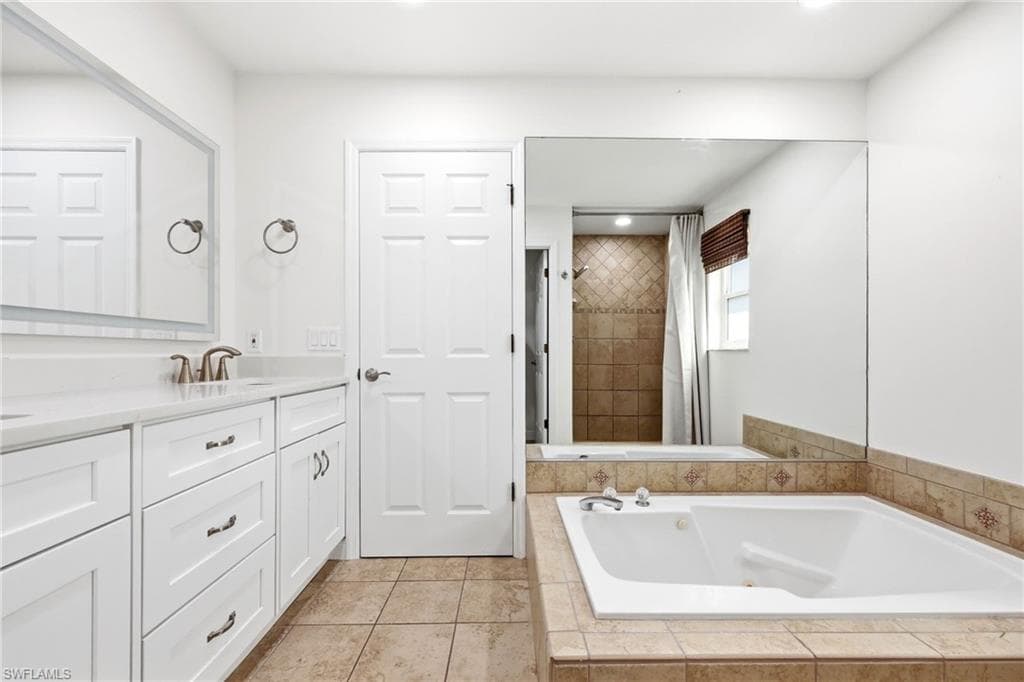 10069 Boca CIR-12