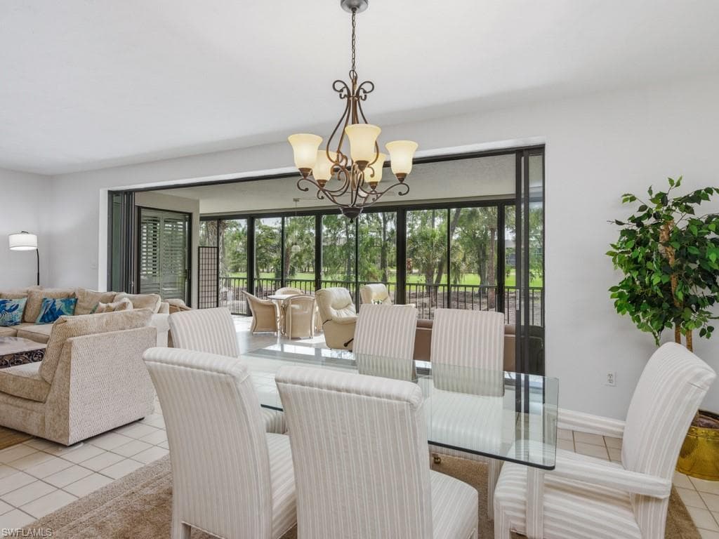 82 Cypress View DR-4