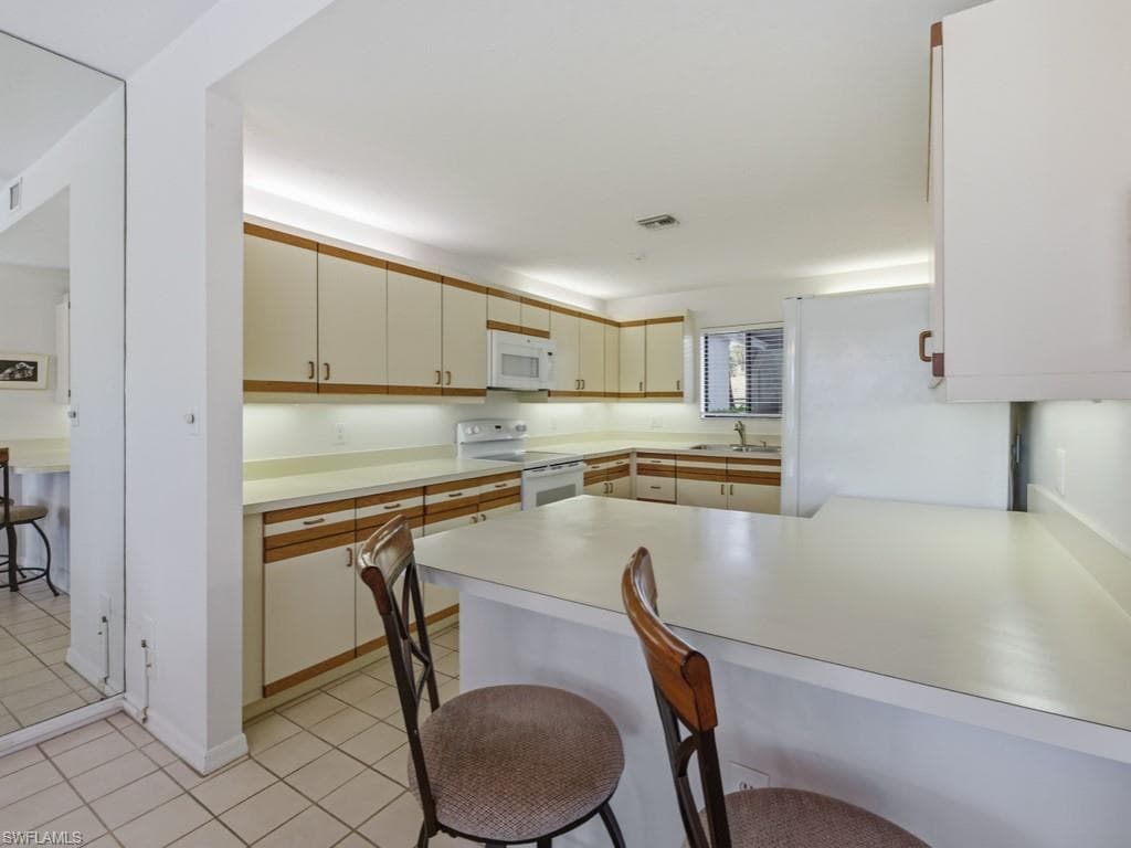 82 Cypress View DR-8