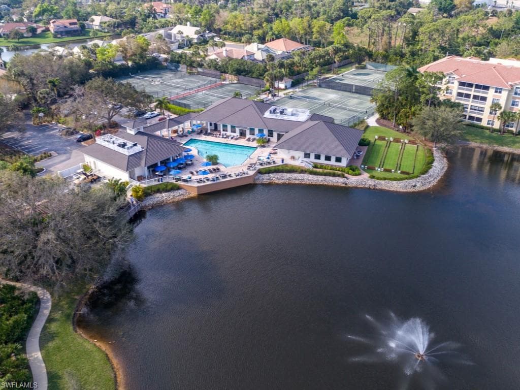 82 Cypress View DR-37