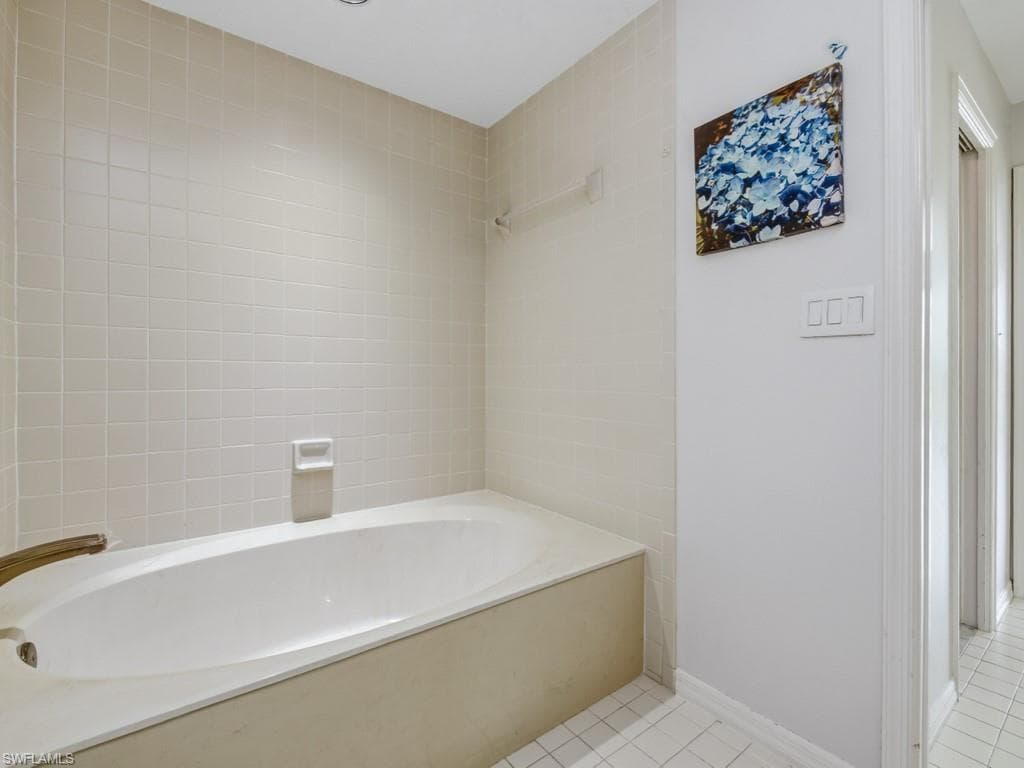 82 Cypress View DR-13