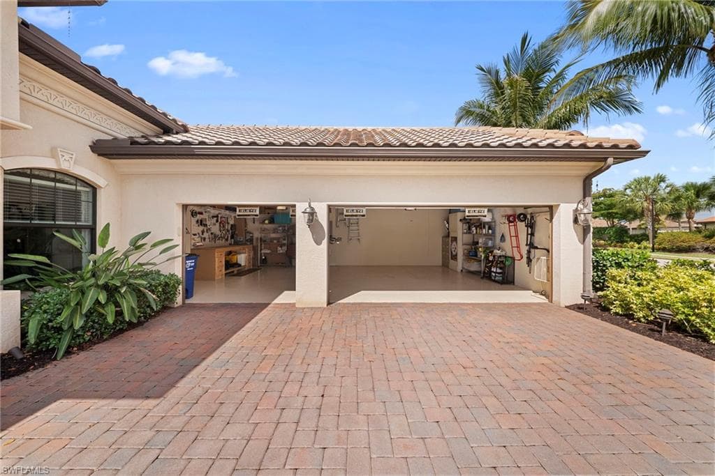 17211 Cherrywood CT-38