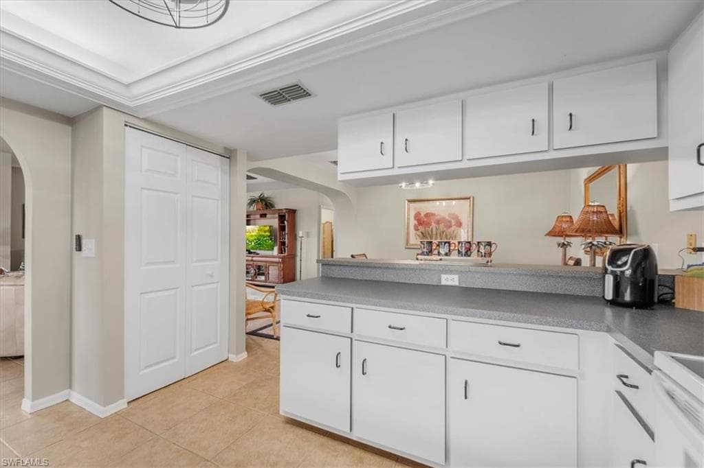 5510 SW 4th PL 305-15