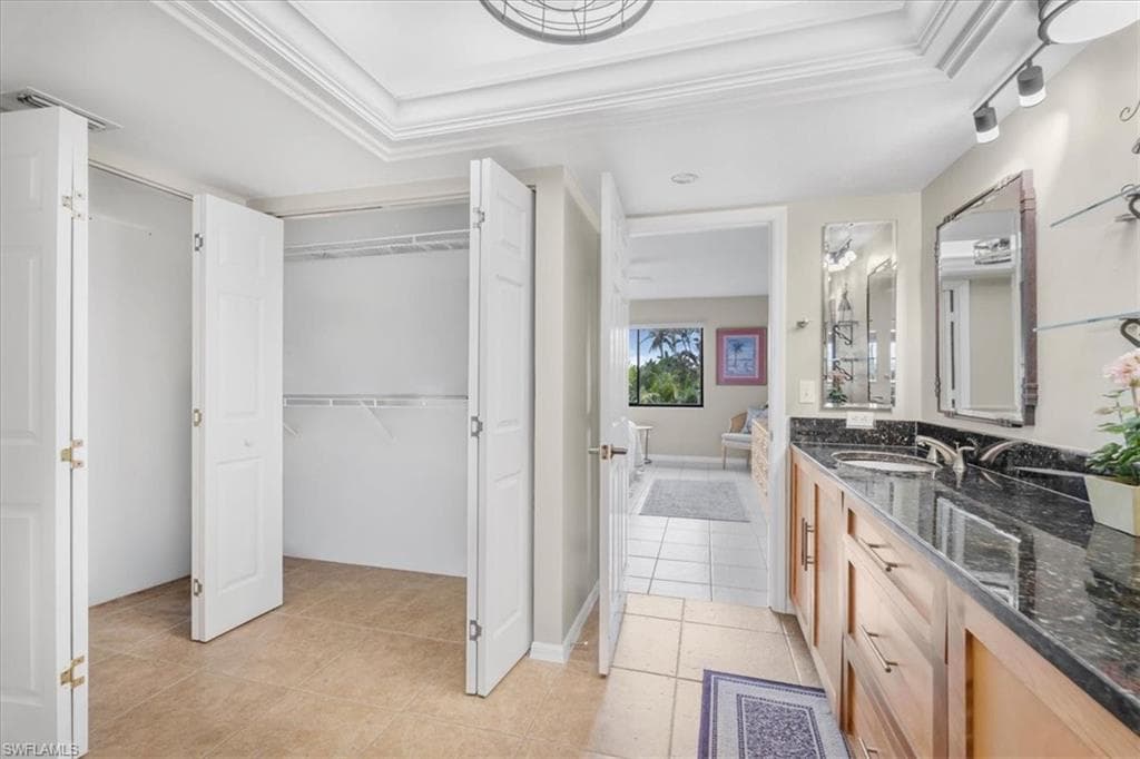 5510 SW 4th PL 305-27