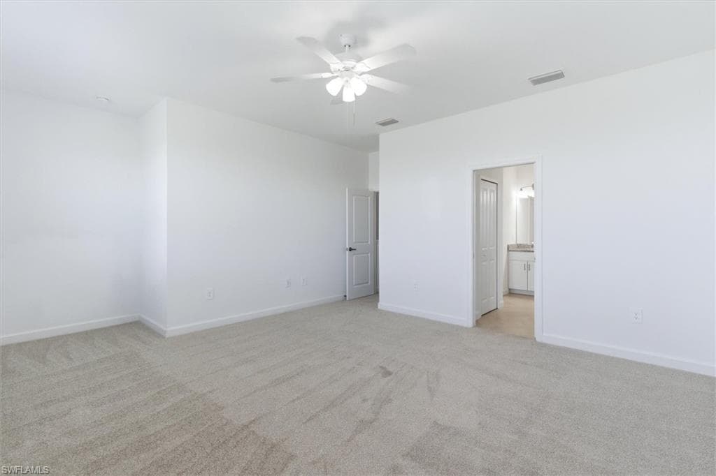 14128 Pine Lodge LN-12