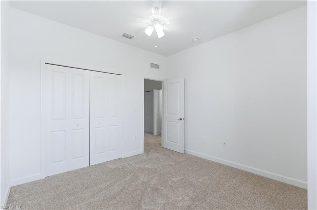 14128 Pine Lodge LN-16