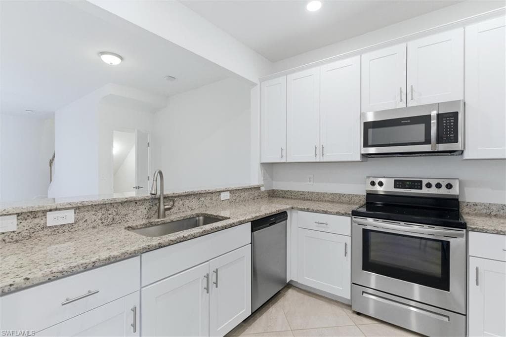 14128 Pine Lodge LN-8