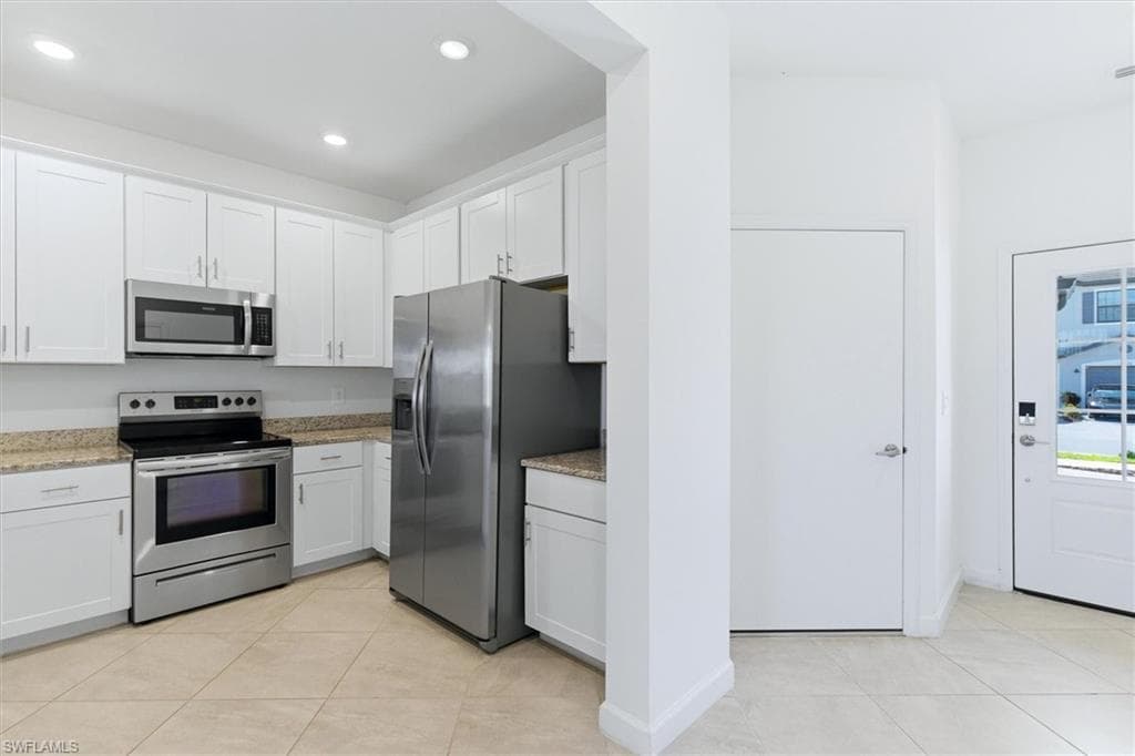 14128 Pine Lodge LN-7