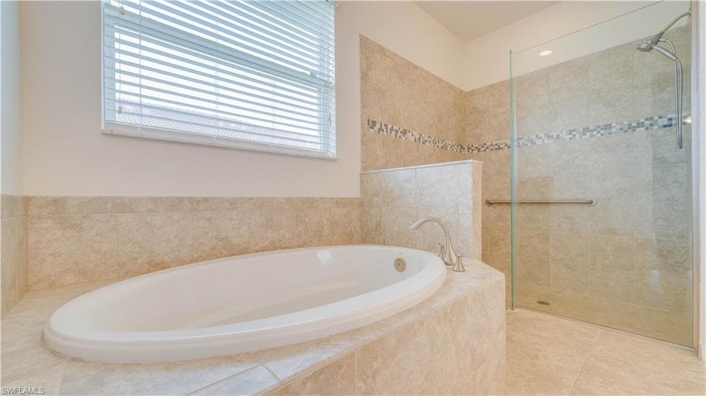 3036 Sunset Pointe CIR-19