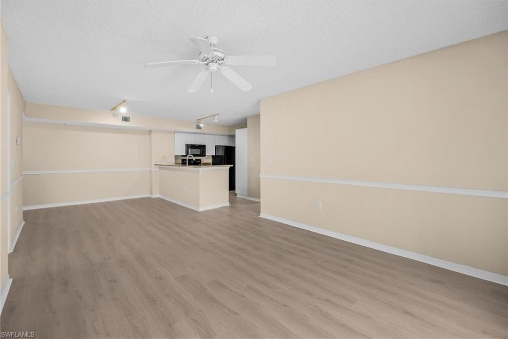 1590 S 42ND CIR 209-6
