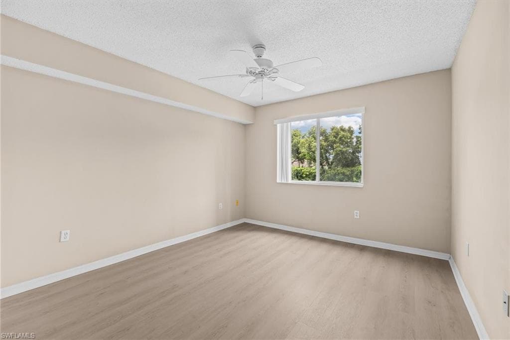 1590 S 42ND CIR 209-17